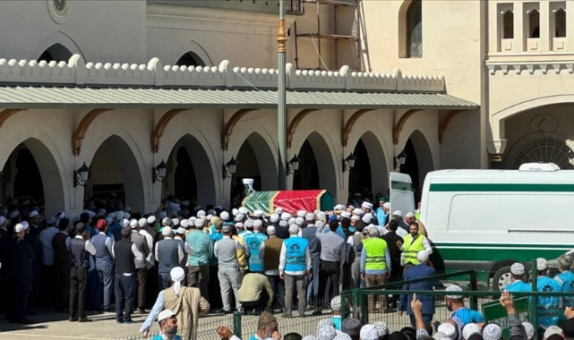 Menzil Cemaatinin Lideri Adıyaman'da Son Yolculuğuna Uğurlandı