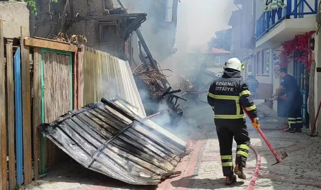 Metruk Bina Alev Alev Yandı