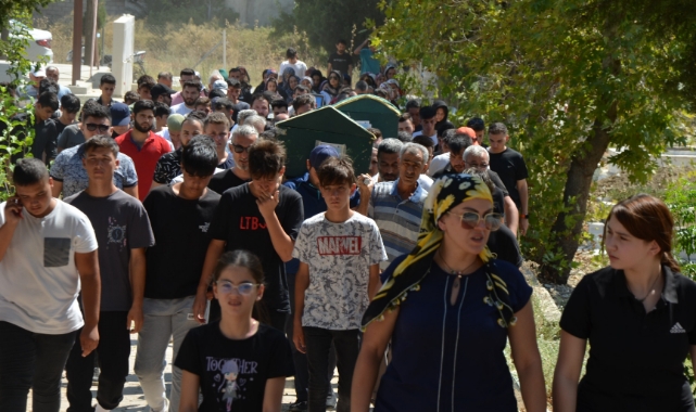 Otomobil İle Çarpışan Motosikletteki 2 Genç Öldü