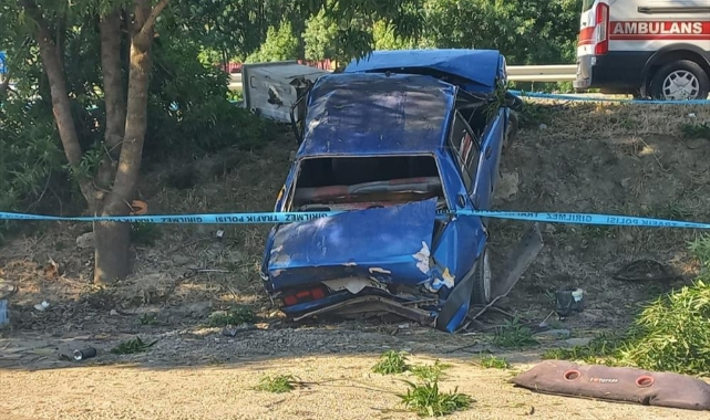 Otomobilden Yola Fırladı!