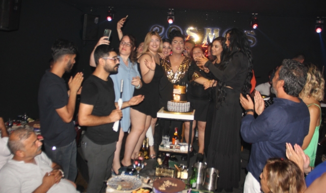 Sosyete Burhan Yeni Yaşını Muhteşem Bir Parti İle Kutladı