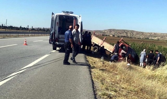 Tartıştığı Kişilerin Üzerine Kamyonet Sürdü:1 Ölü, 4 Yaralı