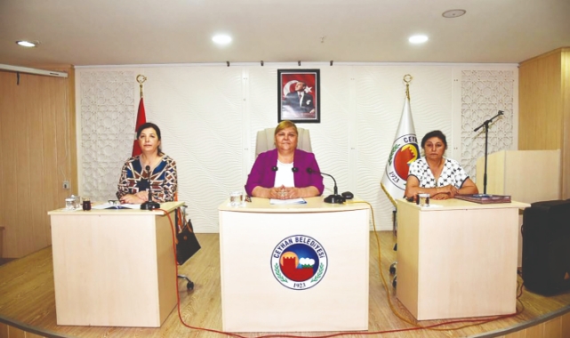 ‘Yedi Benzemez Bir Oldu Belediye Hizmetine Duvar Ördü’