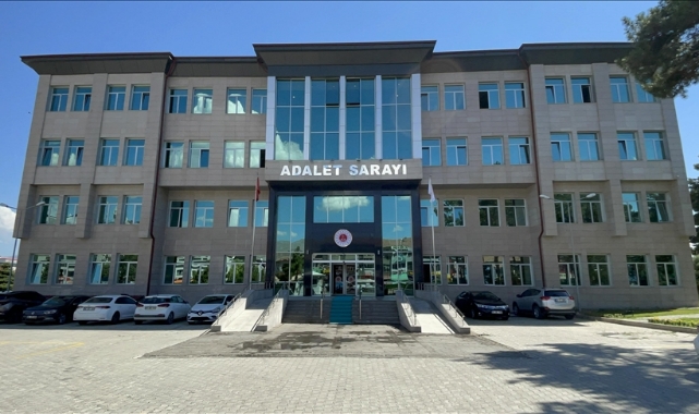 Yol Kesme Ve Bombalı Eyleme Katılan Teröriste Hapis Cezası