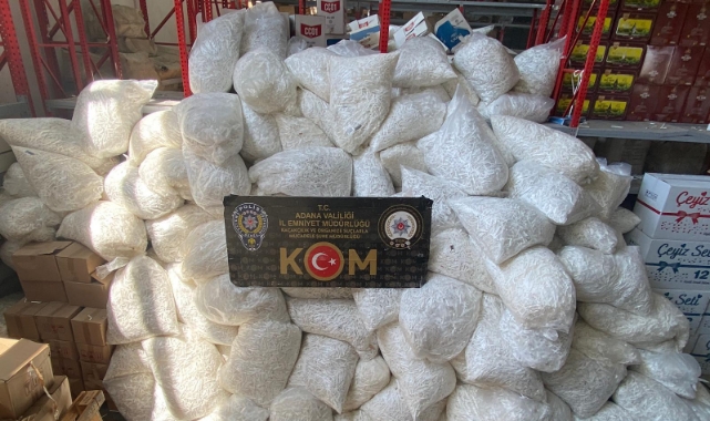 25 Milyon 830 Bin Makaron Ele Geçirildi
