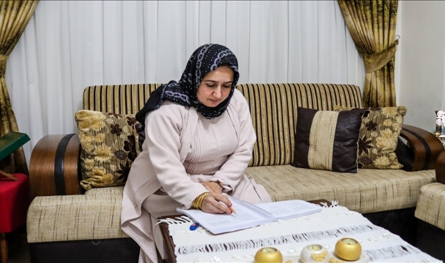 45 Yaşında Üniversiteli Oldu