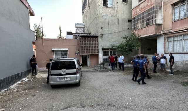 Aile Yemeği Kana Bulandı:2 Ölü, 4 Yaralı