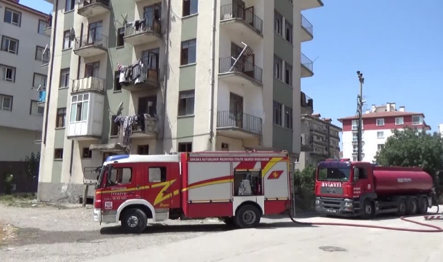 Apartman Dairesinde Korkutan Yangın
