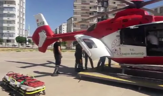 Bebek Balkondan Düştü