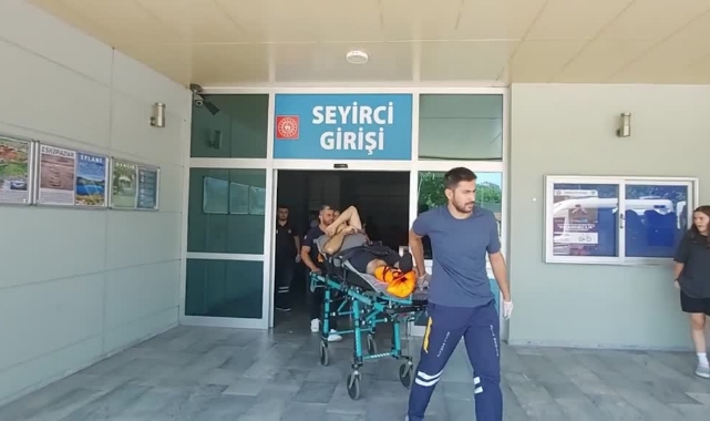 Çocukların Kavgasını Ayırmak İsterken Sakatlandı