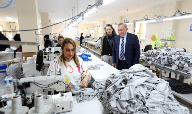 Dikiş Kursundan Dev Bir Tekstil Atölyesine