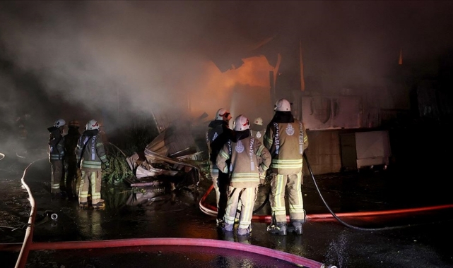 Geri Dönüşüm Tesisinde Yangın