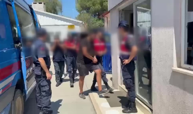 Göçmen Kaçakçısı 9 Şüpheli Yakalandı