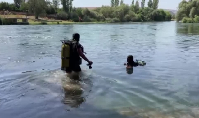 Serinlemek İçin Girdiği Irmakta Kayboldu