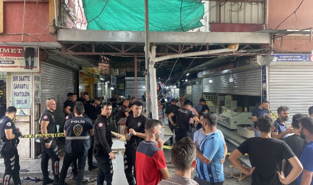Mısır Çarşısı'nda Silahlı Kavga