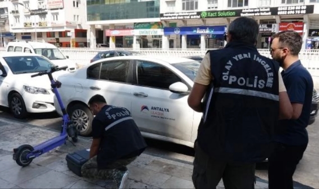 Toplu Taşıma Aracından Ulaşım Paralarını Çaldılar