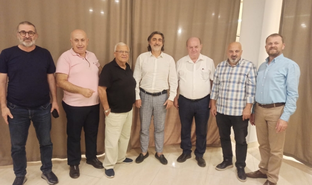 “Türkiye’nin Hızla Ekonomide Süper Lige Çıkarılması Gerekiyor”