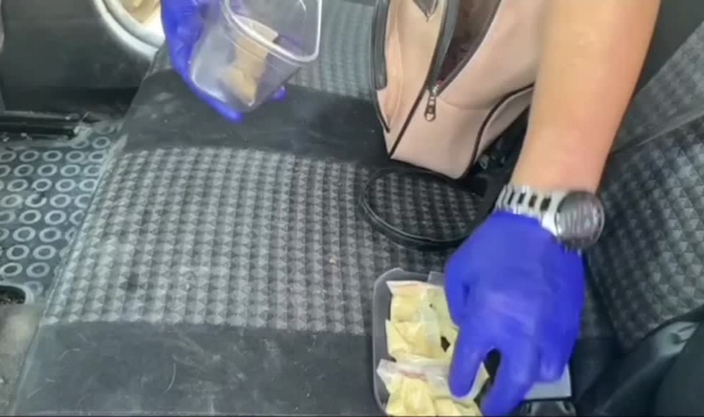 Uyuşturucu Ve Silah Ticareti Yapan İki Şüpheli Operasyonla Yakalandı