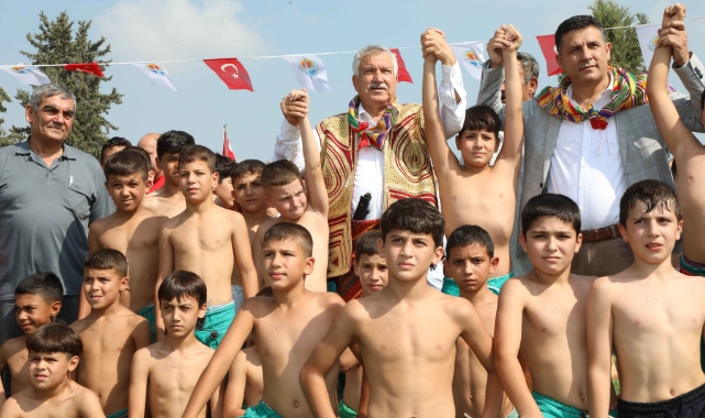 7. İsmet Atlı Karakucak Güreşleri Yapıldı