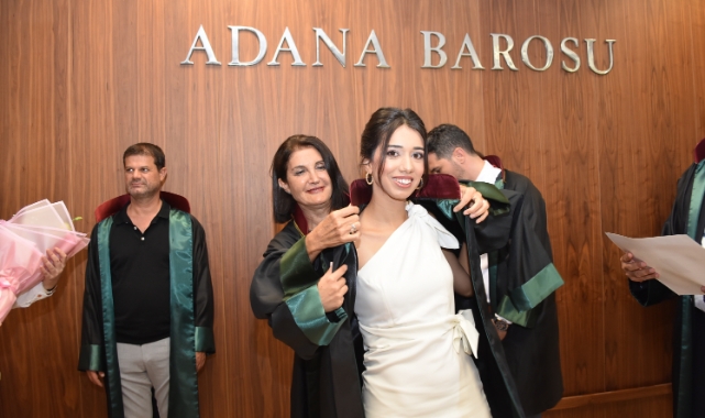 Adana Barosu'nda Ruhsat Töreni Heyecanı