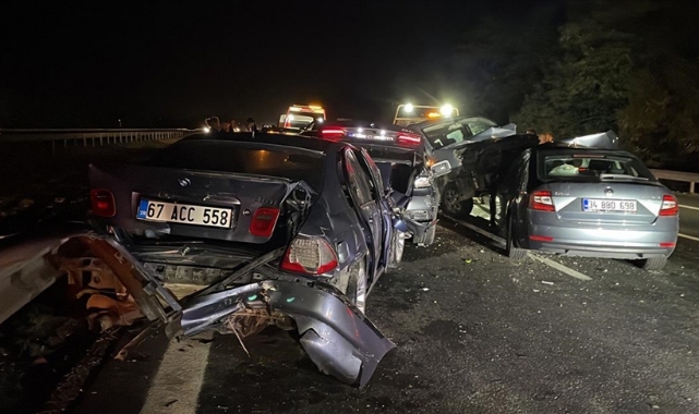 Anadolu Otoyolu'nda Zincirleme Trafik Kazası
