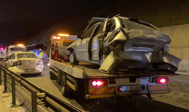 Anadolu Otoyolu'nda Zincirleme Trafik Kazası