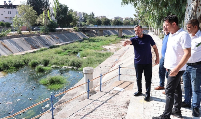 Başkan Deredeki Pisliğe Bak!