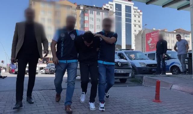 Genç Kız Silahlı Saldırıda Hayatını Kaybetti