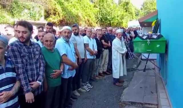 İki Nişanlı Feci Kazada Can Verdi