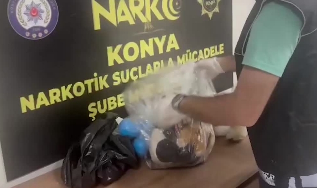 Kargo Paketinden Uyuşturucu Çıktı