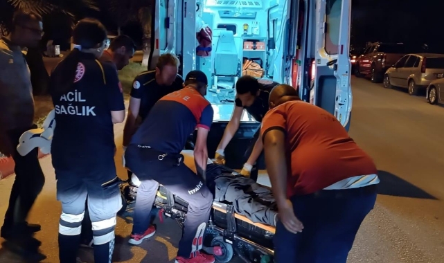 Kendisine Çarpan Aracın Ön Camından İçeri Girdi