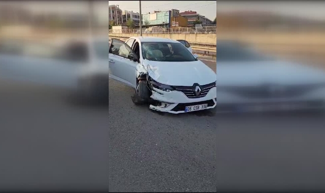 Otomobil Motosikletliye Çarptı