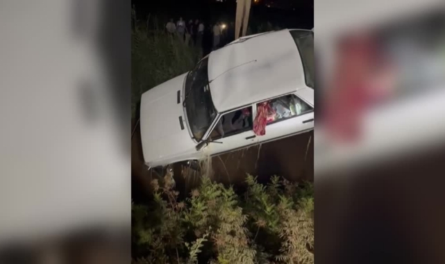 Otomobil Sulama Kanalına Devrildi