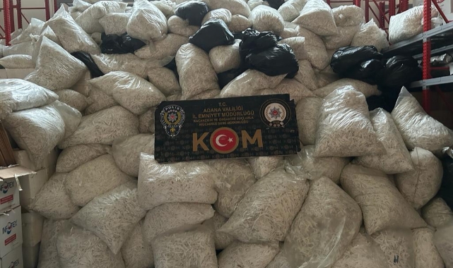 37 Milyon Makaron Ele Geçirildi
