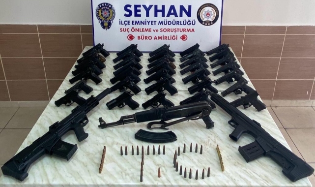 Adana'da Ruhsatsız Silah Operasyonları Sürüyor