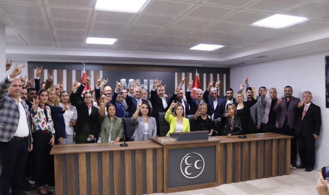Adana’da Zafer Partisi Topluca MHP’ye Katıldı!