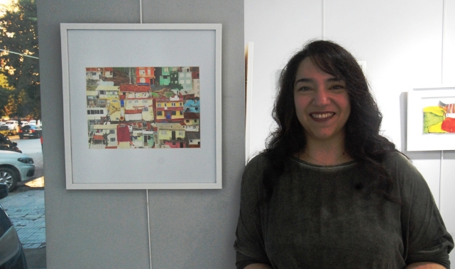 Adanalı Ressam Dilan Sarıoğlu İlk Kişisel Sergisini Açtı
