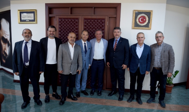 AYAMDER'den Başkan Akay'a Nezaket Ziyareti