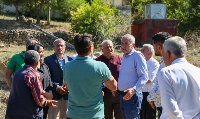 Başkan Karalar, Depremzede Vatandaşları Ziyaret Etti