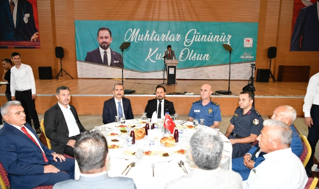 Başkan Uludağ'dan Muhtarlara Yemek