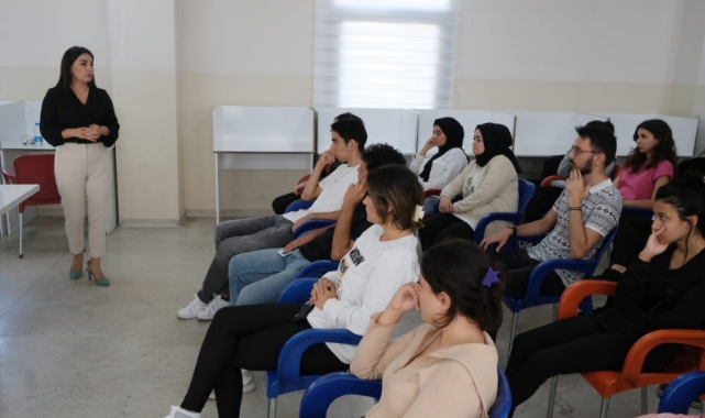 Çukurova Belediyesi'nden ''Cumhuriyetin Kazanımları” Söyleşisi