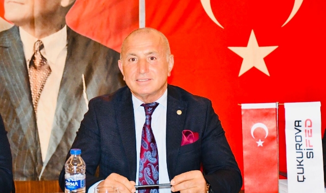 “Cumhuriyetimize Daha Çok Sarılmak Zorundayız”