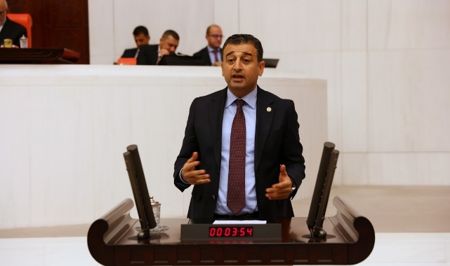 ''Cumhuriyetin 100. Yılında Süper Kupa Finali Neden Arabistan'da?''