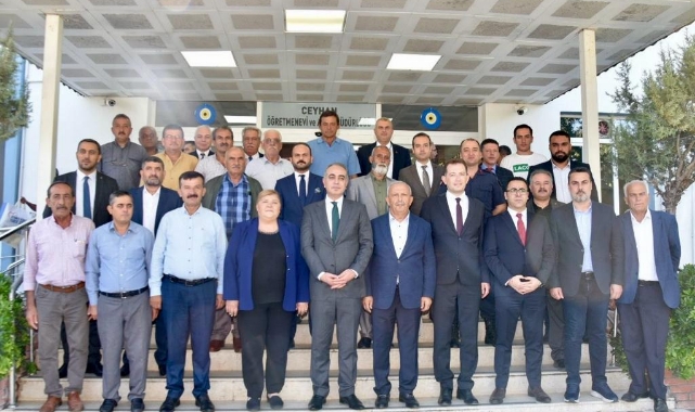 Hülya Erdem, Ceyhanlı Muhtarları Ağırladı