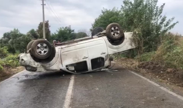 Kamyonet Devrildi:1 Yaralı