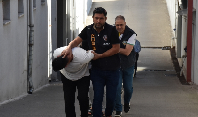 Kapora Verip Ayırttıkları Araçla Başkasını Dolandırdılar