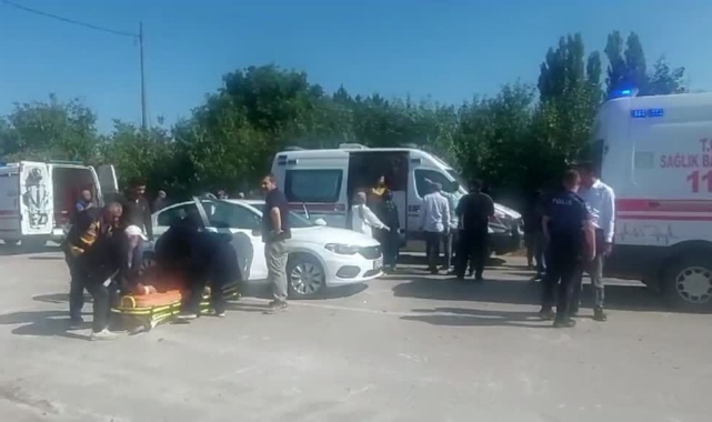 Karı Koca Feci Kazada Öldü
