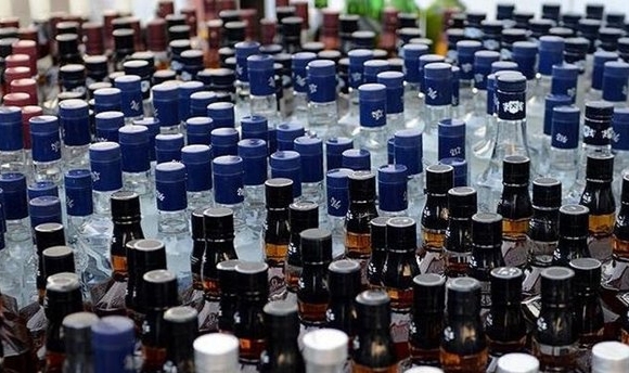 Kiralık Evde Sahte Alkol Üretimi