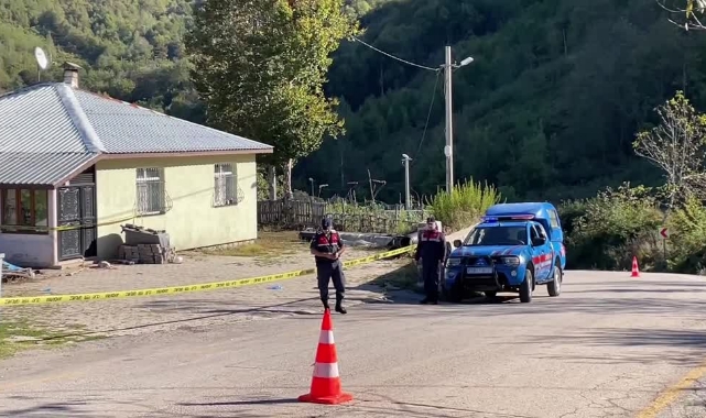 Muhtar, Tartıştığı Oğlu Tarafından Silahla  Vuruldu