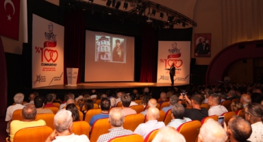 Sinan Meydan, Kurtuluş, Kuruluş ve Devrimleri  Adım Adım Anlattı